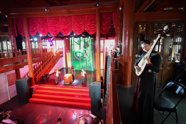 广州夜生活盘点：十年前的繁华夜市全记录